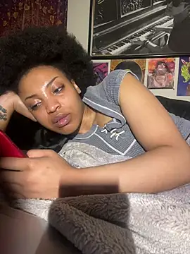 KimiAqua online show from March 14, 2025, 1:37 am