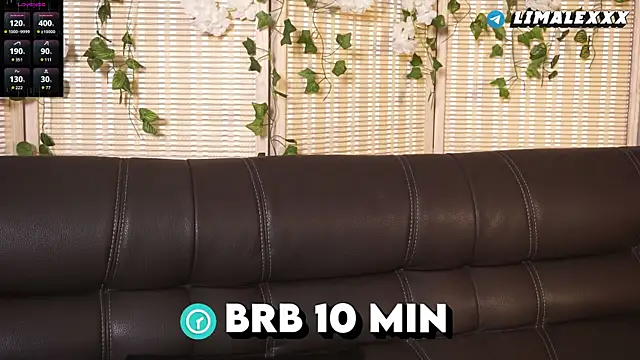 LimaLexxx online show from October 25, 2025, 5:40 pm