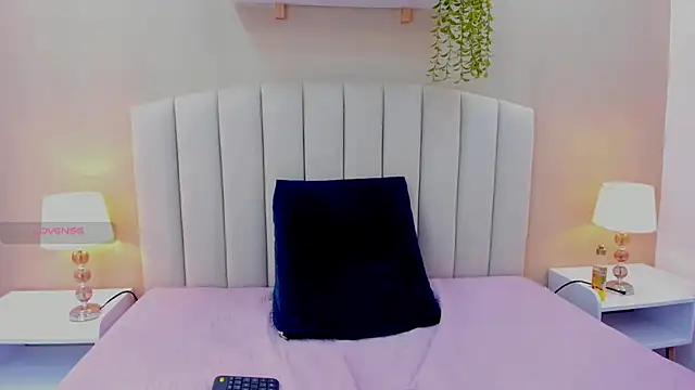 Snapshot of Mia_thompson_19 chatting on July 3, 2026, 8:26 pm Mia thompson 19 online show from July 3, 2026, 8:26 pm