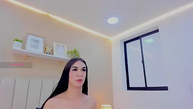Snapshot of Mia_thompson_19 chatting on July 7, 2026, 8:13 pm Mia thompson 19 online show from July 7, 2026, 8:13 pm