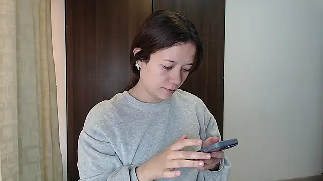 Snapshot of lanna_1878 chatting on May 8, 2026, 1:05 pm lanna 1878 online show from May 8, 2026, 1:05 pm