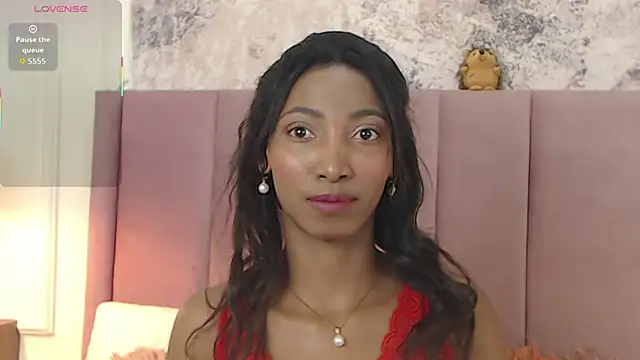 SabrinaDevill online show from September 27, 2025, 1:27 pm