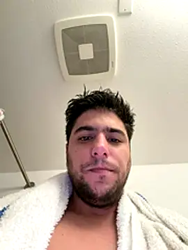 Snapshot of elwhite1996 chatting on November 29, 2025, 9:29 pm elwhite1996 online show from November 29, 2025, 9:29 pm