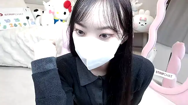 momo room online show from October 15, 2025, 10:26 am