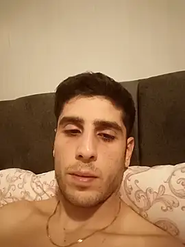 arenn1997 online show from December 16, 2025, 12:15 am