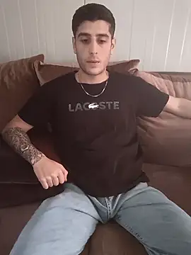 arenn1997 online show from March 5, 2026, 12:01 pm