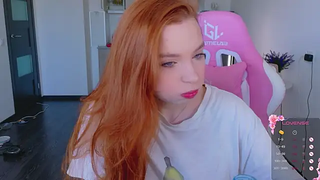 Snapshot of cinnabon_girls chatting on April 17, 2026, 10:51 am cinnabon girls online show from April 17, 2026, 10:51 am