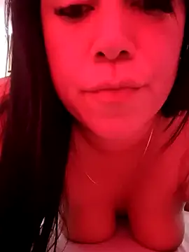 Snapshot of daaibaby1 chatting on November 3, 2025, 11:22 am daaibaby1 online show from November 3, 2025, 11:22 am