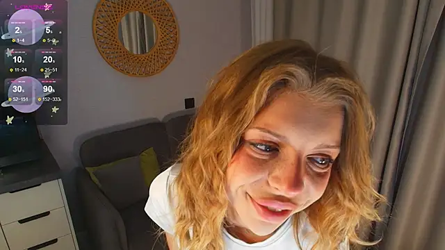 Hannah Carr online show from July 6, 2026, 8:55 pm