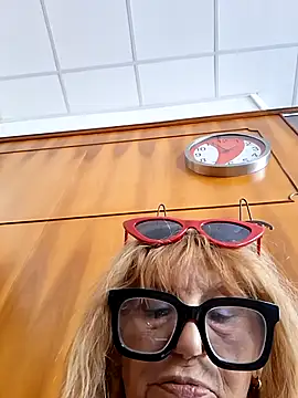 Snapshot of eva2023sexy chatting on June 1, 2026, 11:56 am eva2023sexy online show from June 1, 2026, 11:56 am