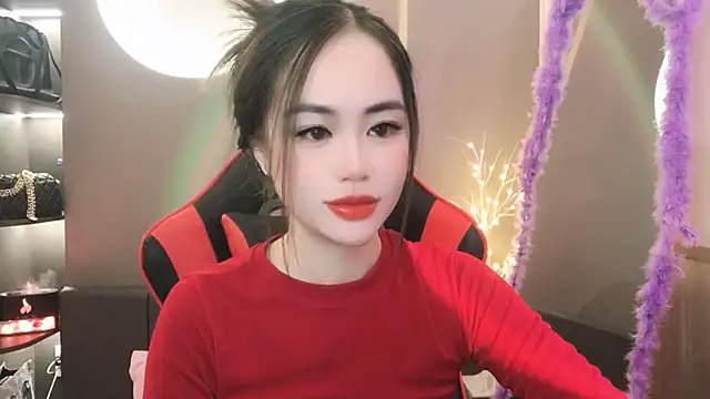 Snapshot of witch-39 chatting on December 24, 2024, 12:33 am witch-39 online show from December 24, 2024, 12:33 am