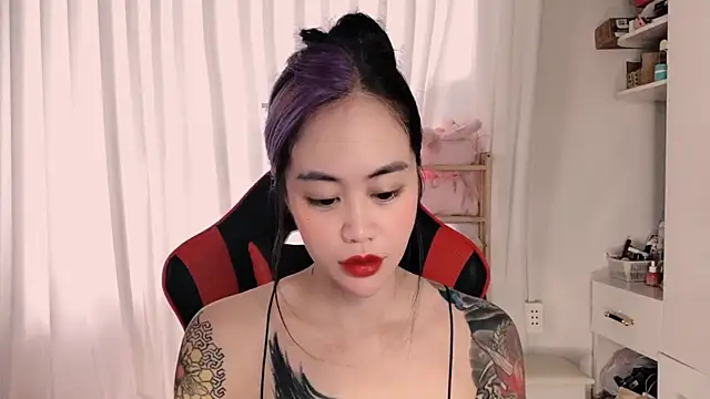 witch-39 online show from May 8, 2026, 7:36 am