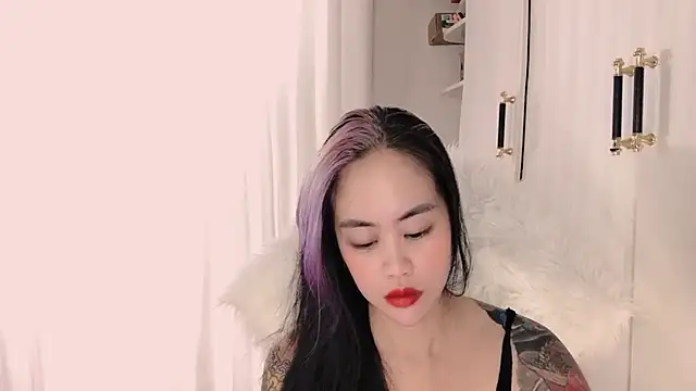 witch-39 online show from May 11, 2026, 5:46 am