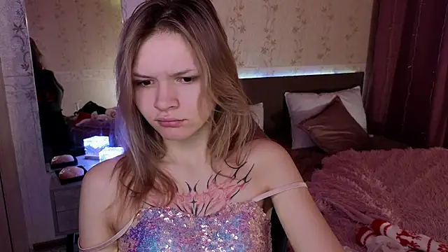 Snapshot of LitaBrom chatting on December 26, 2024, 1:18 am LitaBrom online show from December 26, 2024, 1:18 am