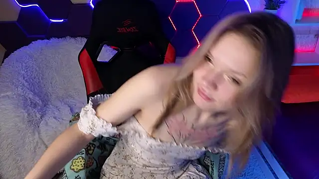 LitaBrom online show from January 18, 2025, 11:32 am