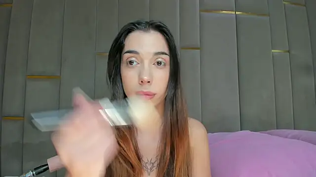 Snapshot of eva_lim chatting on June 18, 2026, 3:38 pm eva lim online show from June 18, 2026, 3:38 pm