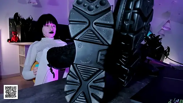  Goddess Misha  online show from February 12, 2026, 9:10 pm