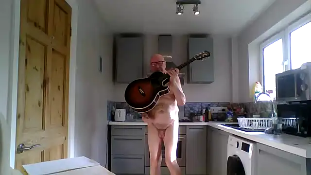 Snapshot of jimmybenido chatting on May 25, 2026, 4:46 pm jimmybenido online show from May 25, 2026, 4:46 pm