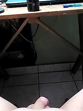 Snapshot of Cris29_84 chatting on November 11, 2025, 6:35 am Cris29 84 online show from November 11, 2025, 6:35 am