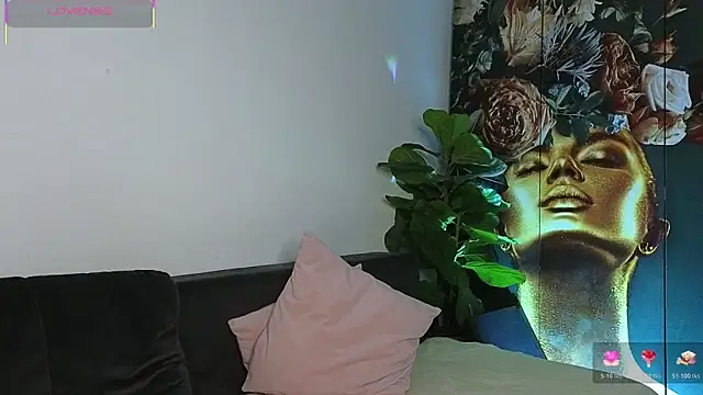 ReyaSophia online show from February 2, 2026, 7:34 pm