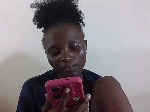 Snapshot of SexyNeedle22 chatting on June 27, 2026, 6:46 pm SexyNeedle22 online show from June 27, 2026, 6:46 pm