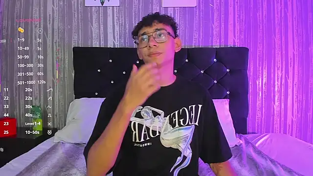 Snapshot of Daviid_laidd chatting on September 19, 2025, 8:53 pm Daviid laidd online show from September 19, 2025, 8:53 pm