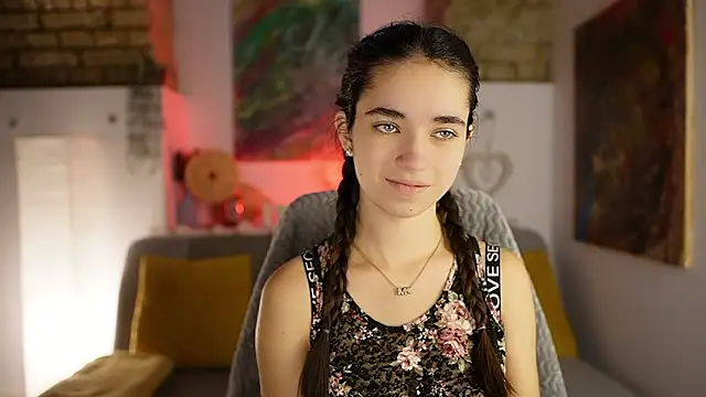 Snapshot of Gia_Paige18 chatting on December 6, 2024, 8:59 am Gia Paige18 online show from December 6, 2024, 8:59 am