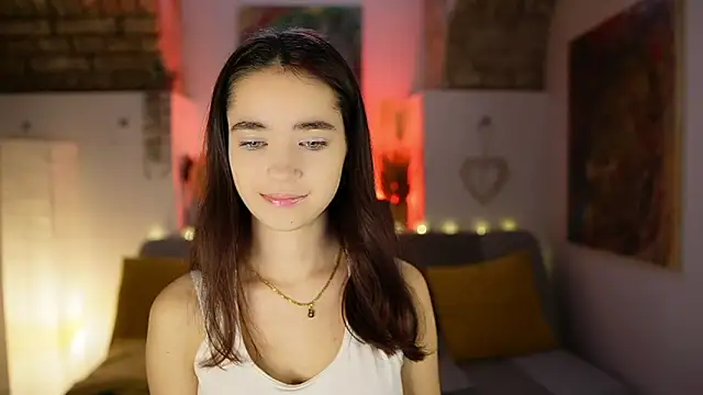 Snapshot of Gia_Paige18 chatting on January 24, 2025, 9:17 am Gia Paige18 online show from January 24, 2025, 9:17 am