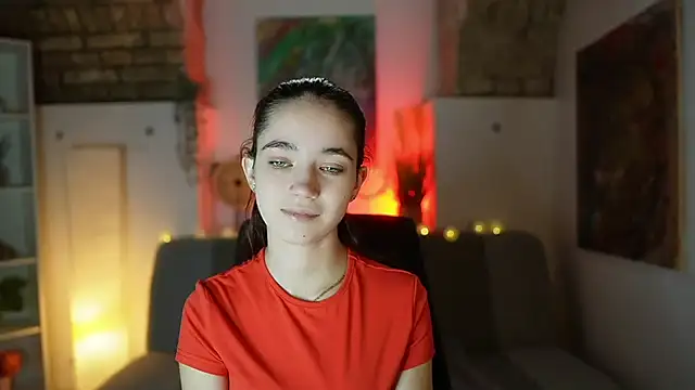 Snapshot of Gia_Paige18 chatting on February 25, 2025, 9:09 am Gia Paige18 online show from February 25, 2025, 9:09 am