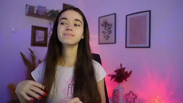 Snapshot of Gia_Paige18 chatting on November 24, 2025, 2:06 pm Gia Paige18 online show from November 24, 2025, 2:06 pm