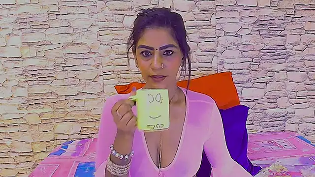 Snapshot of EroticSexyStripper chatting on October 27, 2025, 2:32 pm EroticSexyStripper online show from October 27, 2025, 2:32 pm