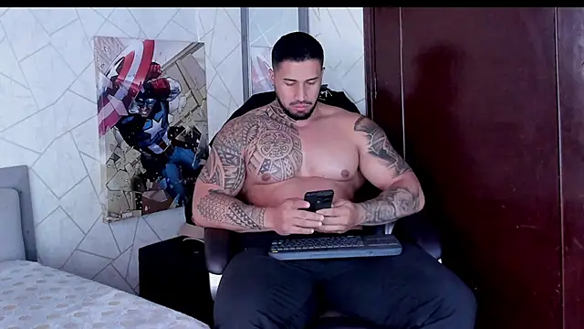 Snapshot of Cristian_Walker chatting on May 26, 2026, 12:23 pm Cristian Walker online show from May 26, 2026, 12:23 pm