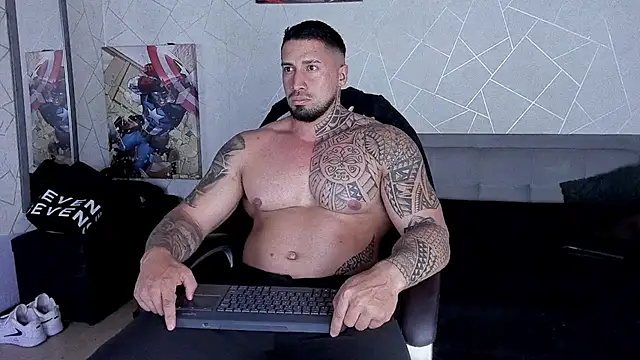 Snapshot of Cristian_Walker chatting on August 2, 2026, 11:47 pm Cristian Walker online show from August 2, 2026, 11:47 pm
