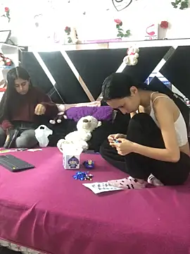 Snapshot of 1lovelygirls chatting on September 9, 2025, 12:59 pm 1lovelygirls online show from September 9, 2025, 12:59 pm