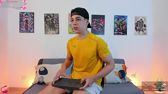 Snapshot of jonathanjoestar_ chatting on January 6, 2026, 9:18 pm jonathanjoestar online show from January 6, 2026, 9:18 pm