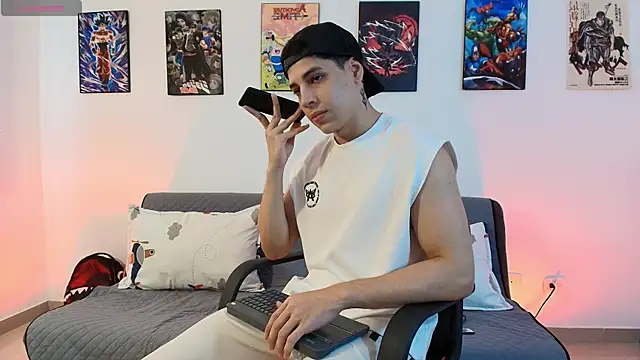 Snapshot of jonathanjoestar_ chatting on April 12, 2026, 8:14 pm jonathanjoestar online show from April 12, 2026, 8:14 pm