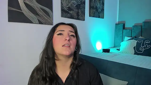 Snapshot of Kathia_Morelli chatting on September 24, 2025, 11:46 am Kathia Morelli online show from September 24, 2025, 11:46 am