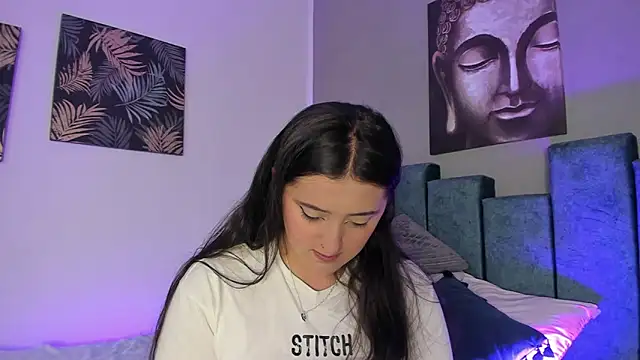 Kathia Morelli online show from January 6, 2026, 11:47 am