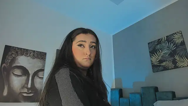 Snapshot of Kathia_Morelli chatting on May 29, 2026, 11:41 am Kathia Morelli online show from May 29, 2026, 11:41 am