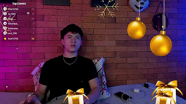 Ares Dickson online show from December 3, 2024, 6:04 am