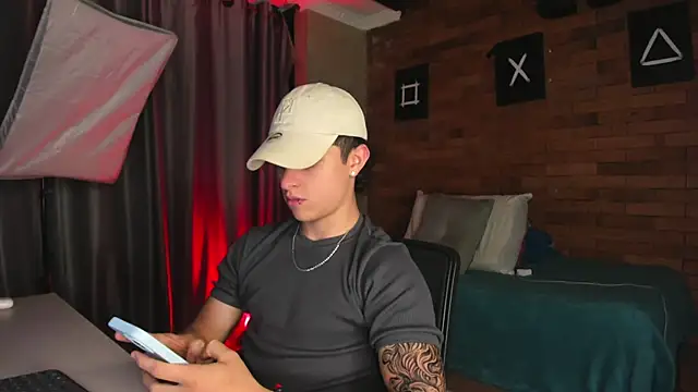 Ares Dickson online show from February 16, 2025, 6:32 am