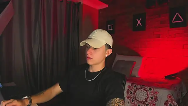 Ares Dickson online show from February 26, 2025, 8:04 am