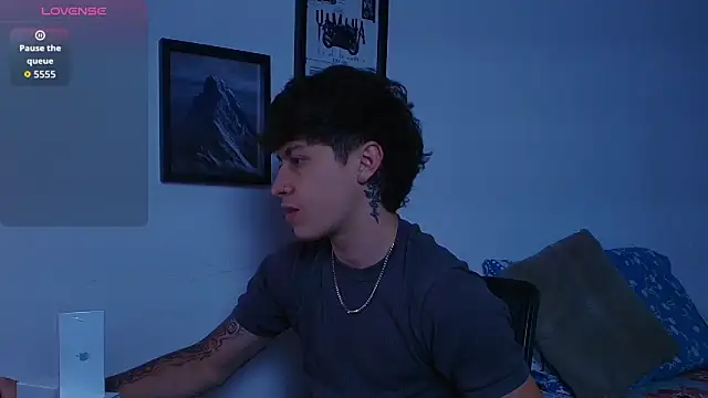 Ares Dickson online show from November 20, 2025, 4:01 am