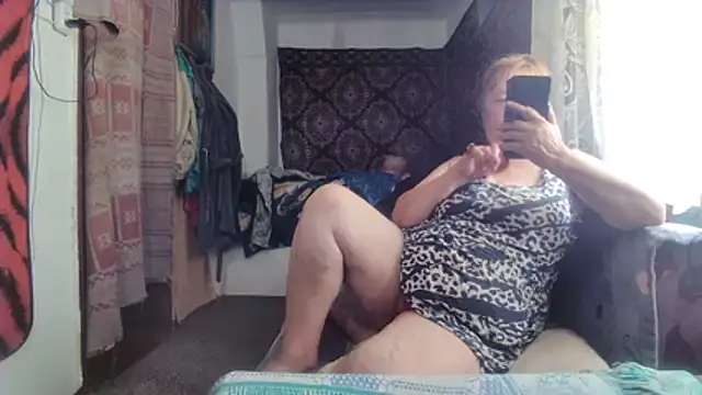 Snapshot of NataliiaRosa54 chatting on June 26, 2026, 1:04 pm NataliiaRosa54 online show from June 26, 2026, 1:04 pm
