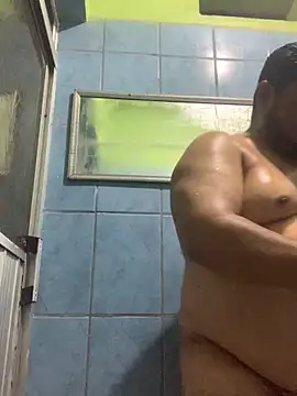 Snapshot of ThickD619 chatting on October 1, 2025, 5:02 am ThickD619 online show from October 1, 2025, 5:02 am