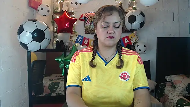 missrosario stepmoan online show from June 17, 2026, 2:29 pm