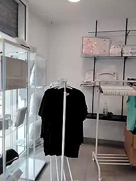 GatitaXD27 online show from September 14, 2025, 10:25 am