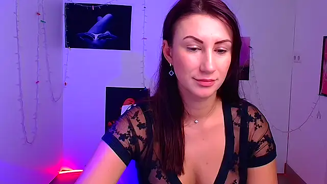 Snapshot of Loren_Moa chatting on December 14, 2024, 10:34 am Loren Moa online show from December 14, 2024, 10:34 am