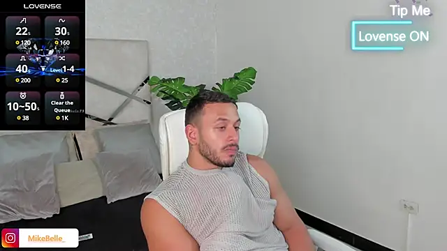 Snapshot of mike_belle chatting on March 14, 2025, 7:12 pm mike belle online show from March 14, 2025, 7:12 pm