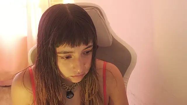 emitaa17228o online show from December 19, 2025, 7:10 pm